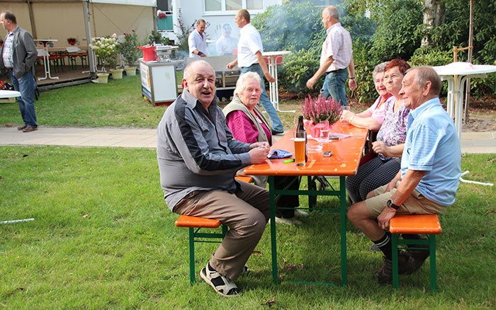 Grillen im Wohnpark an den Weiden